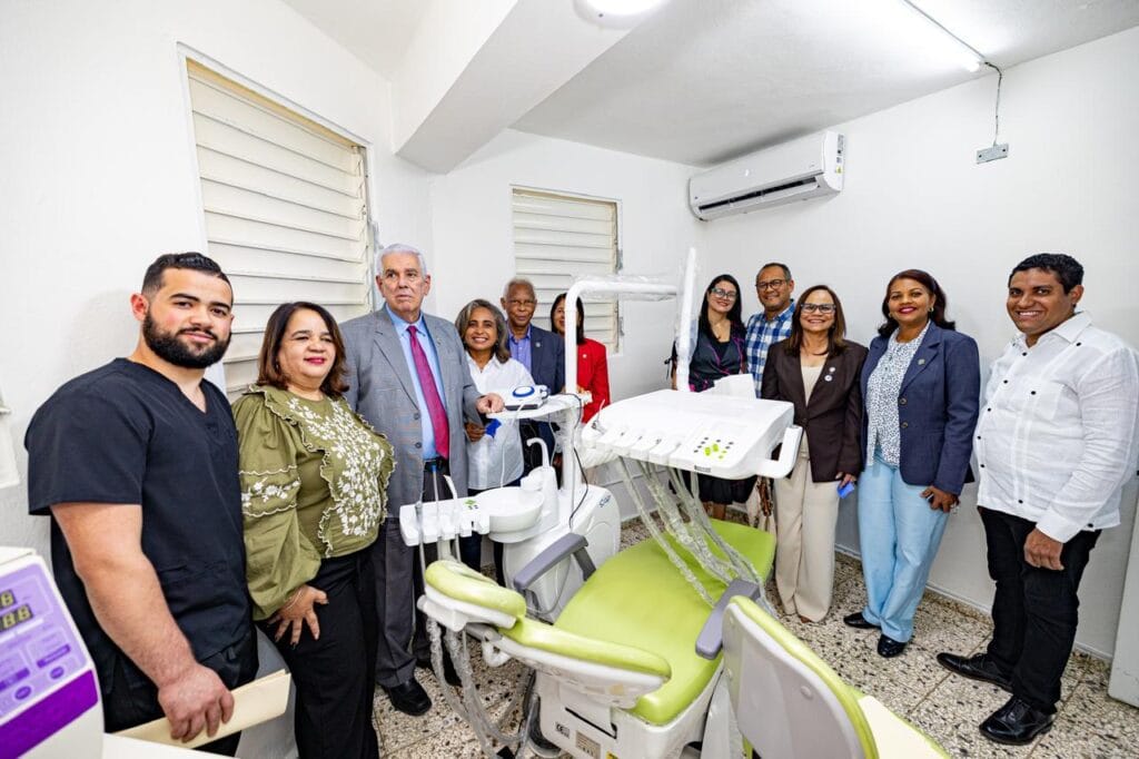 UASD Recinto San Francisco inaugura consultorio odontológico gratuito 1000565783